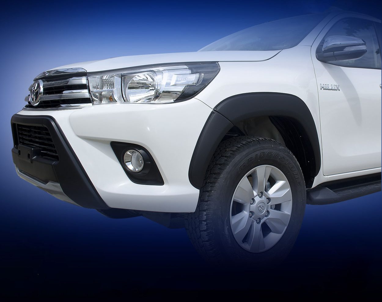 1.-OEM-Fender-Flares-in-Matte-Black